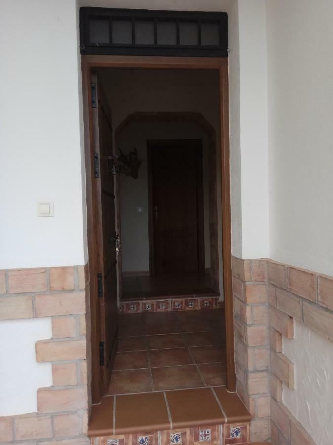 La Solana De Turon. El Pino Guest House Ardales Bagian luar foto